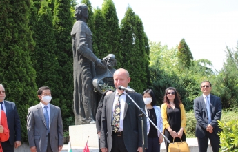 ден1